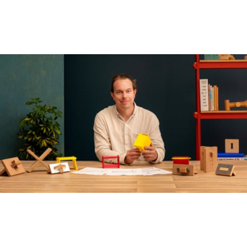 Diseño y producción de mobiliario personalizable con router CNC