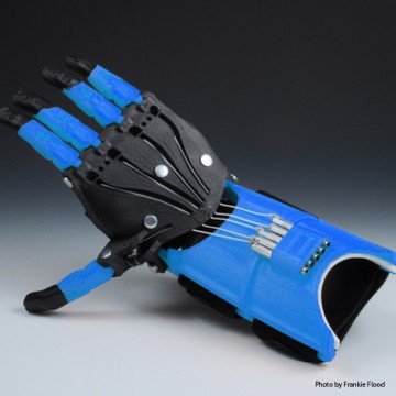Mano Protesica Stampata in 3D